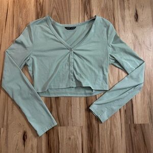 SHEIN Light Green Button-Up Crop Top